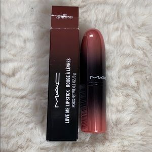 Mac love me lipstick